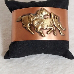 Vintage Wide‎ Western Copper Bangle Bracelet Rodeo Detail
